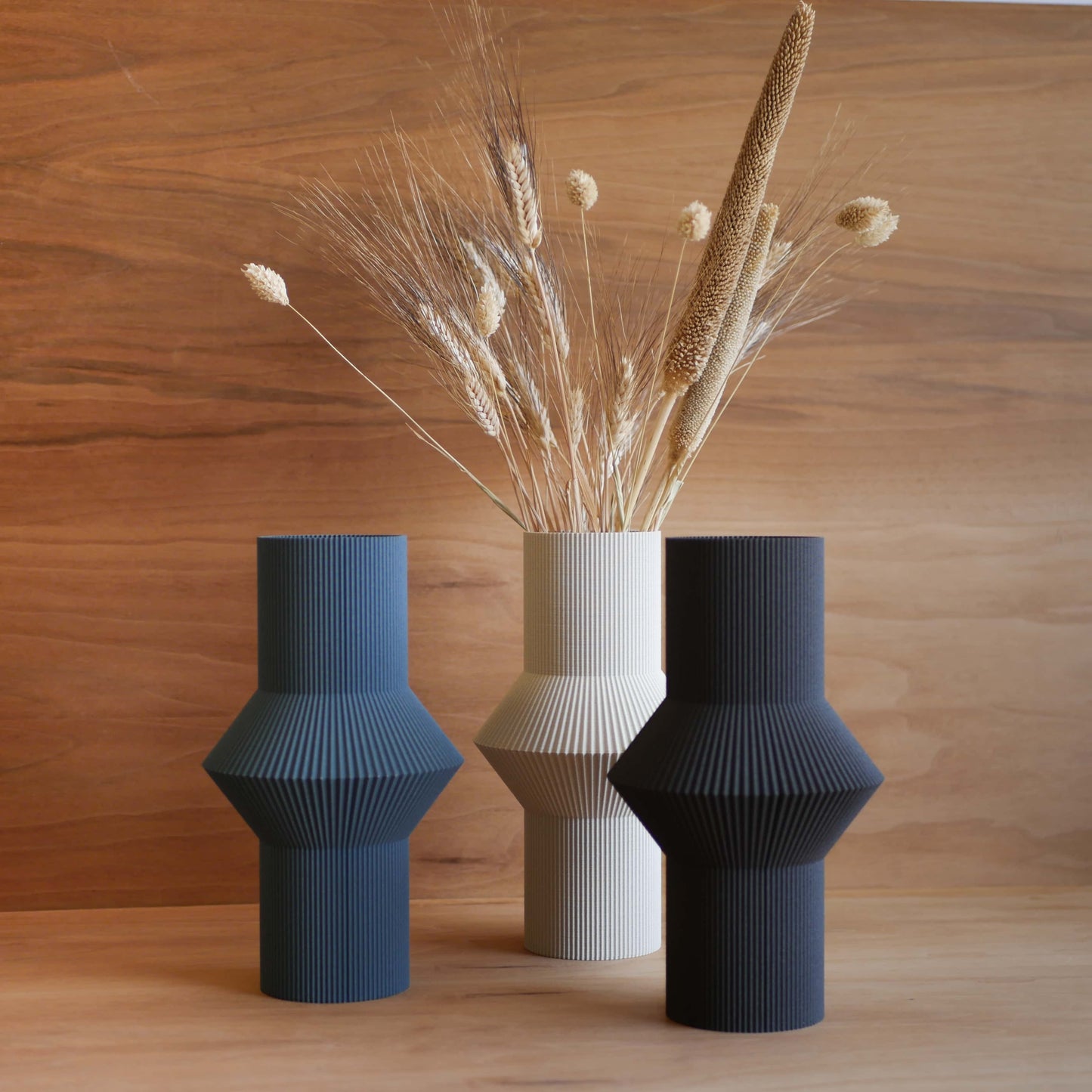 Vaso in legno riciclato HOI - perfetto per fiori secchi