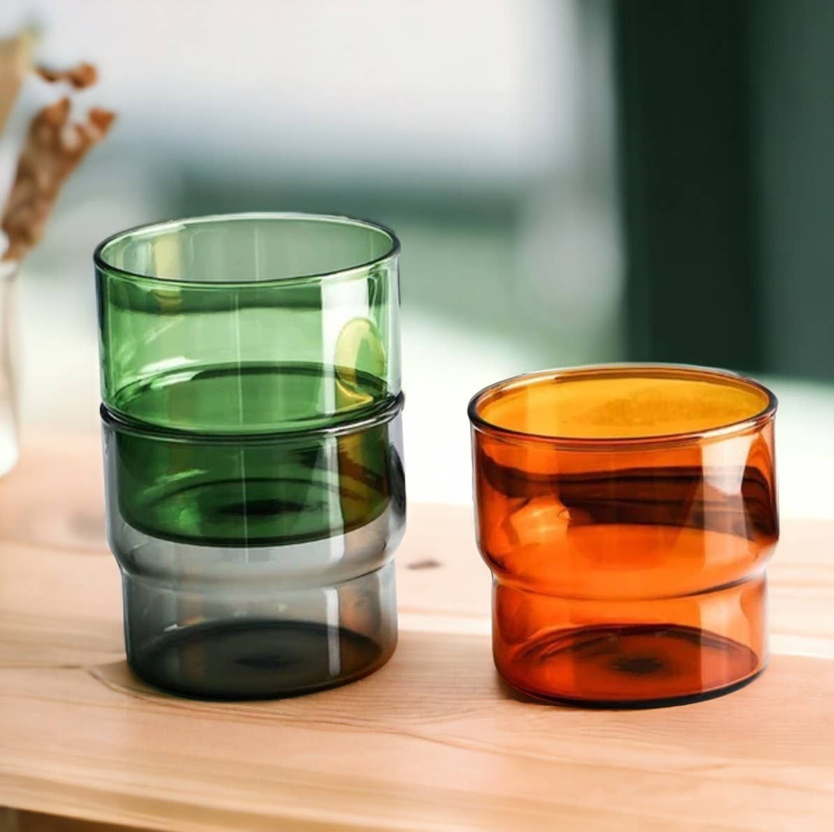 Bicchiere in vetro colorato impilabile - diversi colori disponibili