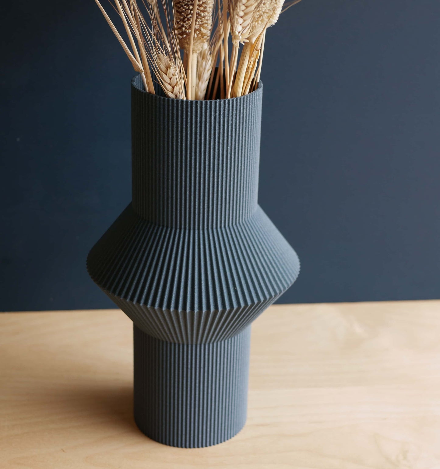 Vaso in legno riciclato HOI - perfetto per fiori secchi