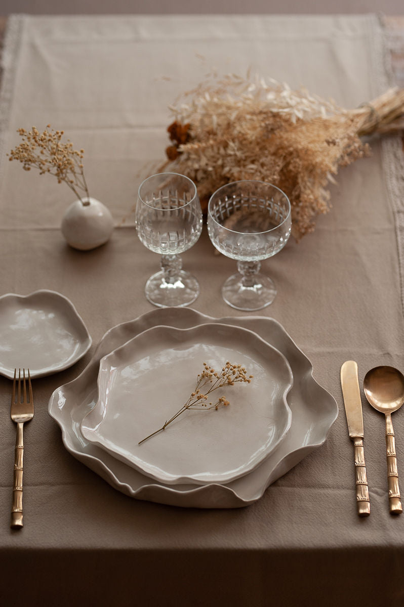 Piatto principale/vassoio - Collezione White Lotus