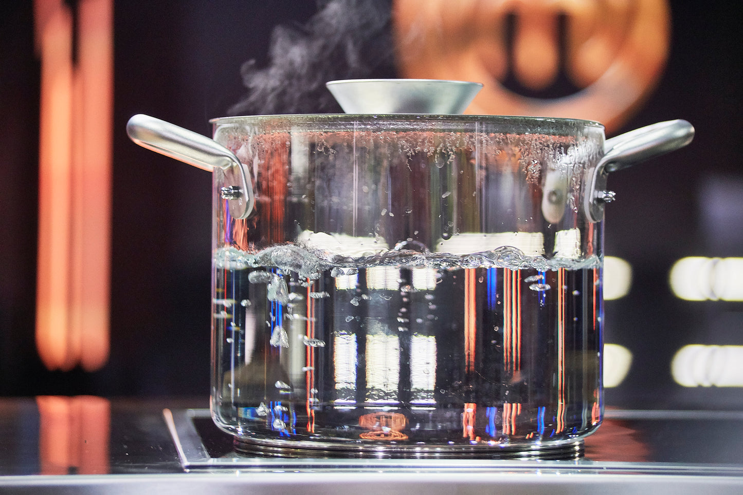 Beyond Basic - THE GLASS POT - Pentola in vetro borosilicato - Design Massimo Castagna - KnIndustrie