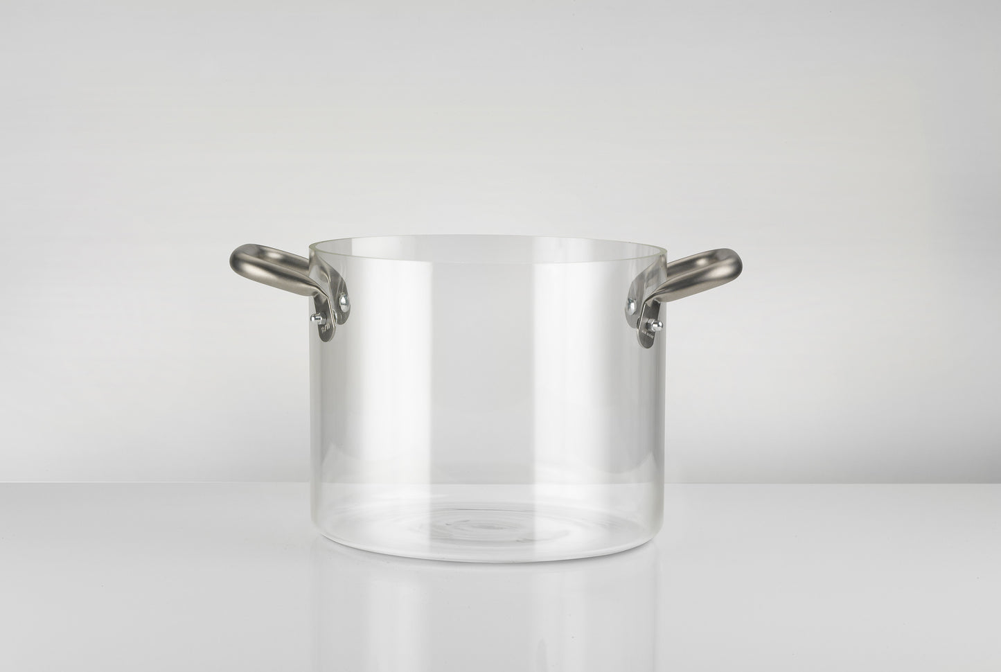 Beyond Basic - THE GLASS POT - Pentola in vetro borosilicato - Design Massimo Castagna - KnIndustrie