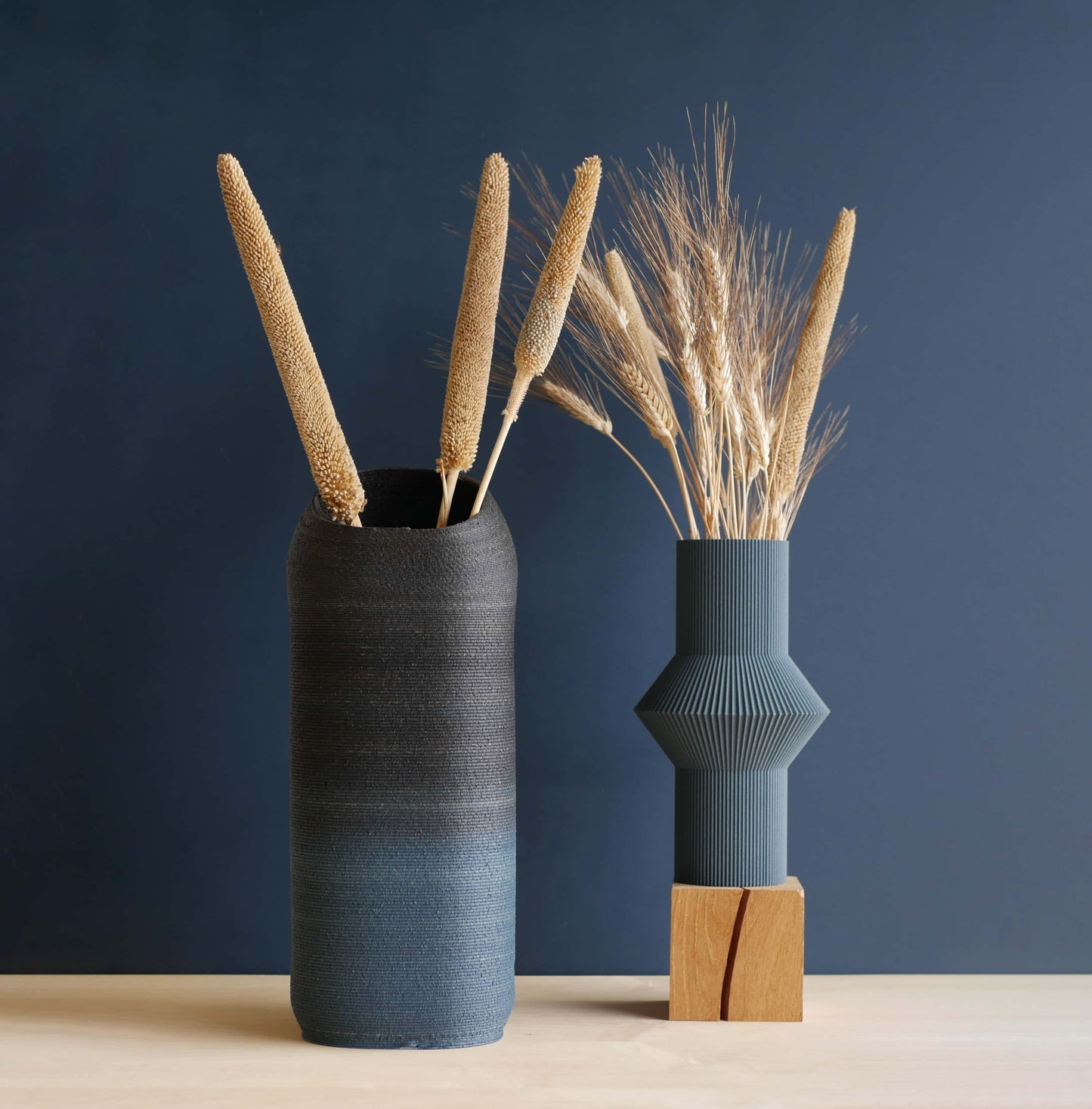 Vaso in legno riciclato HOI - perfetto per fiori secchi
