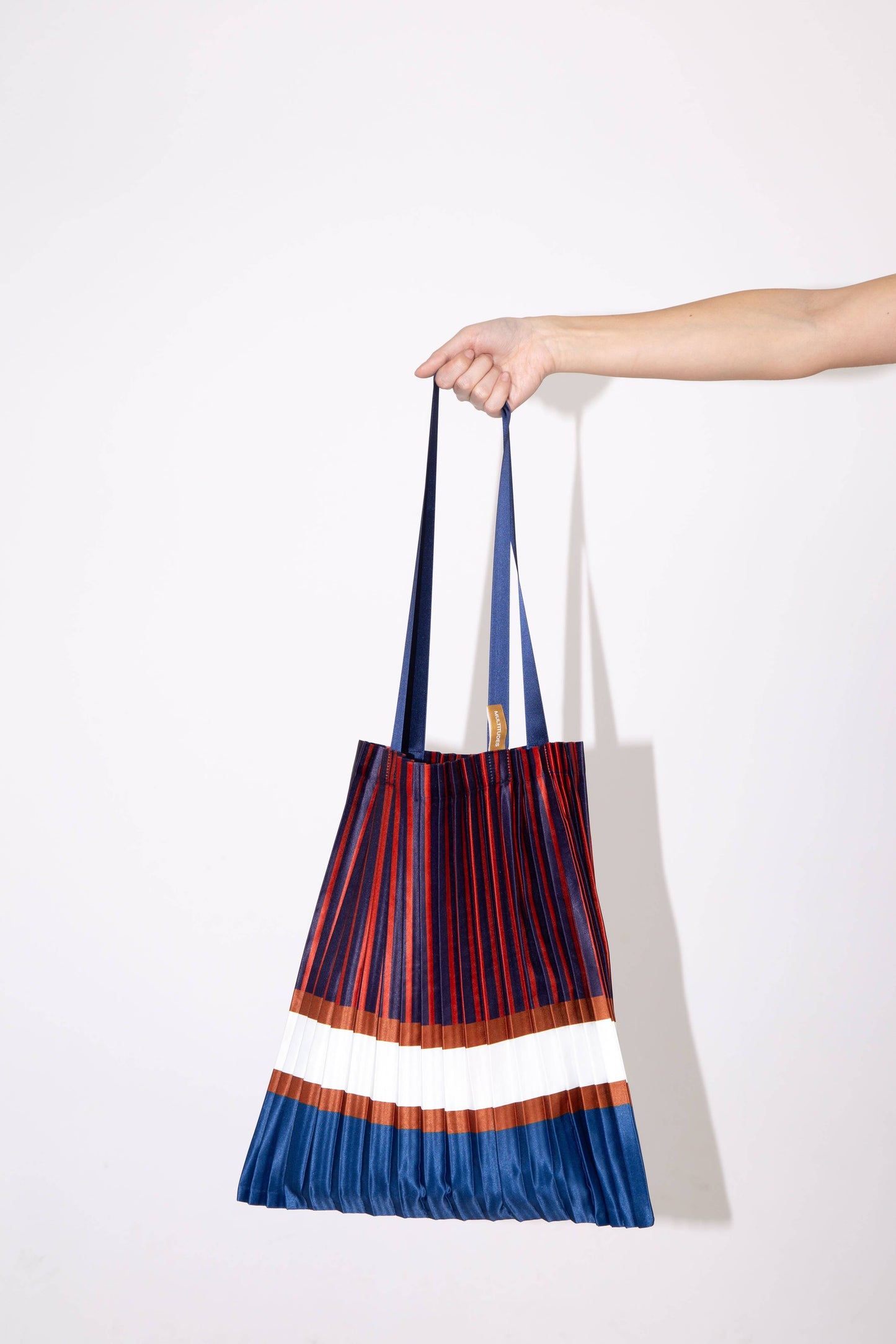 Borsa a tracolla in raso plissè - modello CHIAVARI