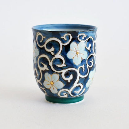 Set di 2 tazze giapponesi in porcellana Arita – motivo Kikyo Karakusa rosso e verde – ceramica artigianale