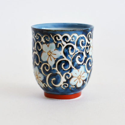 Set di 2 tazze giapponesi in porcellana Arita – motivo Kikyo Karakusa rosso e verde – ceramica artigianale